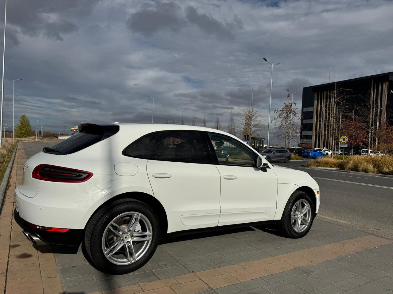 2016 Porsche Macan S - imagine 6
