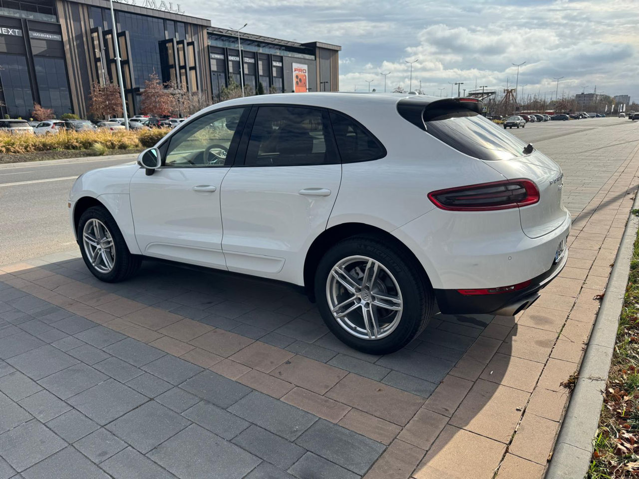 2016 Porsche Macan S - imagine 5